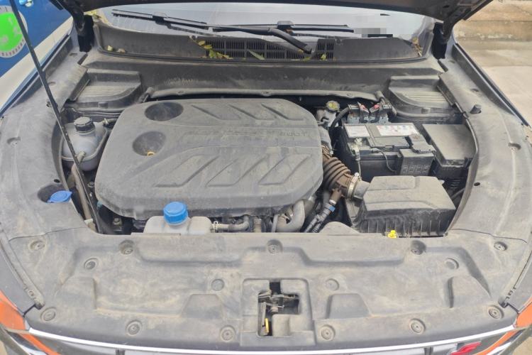 Used CHANGAN OSHAN X5 2021 1.5T DCT Prestige Edition Engine Bay