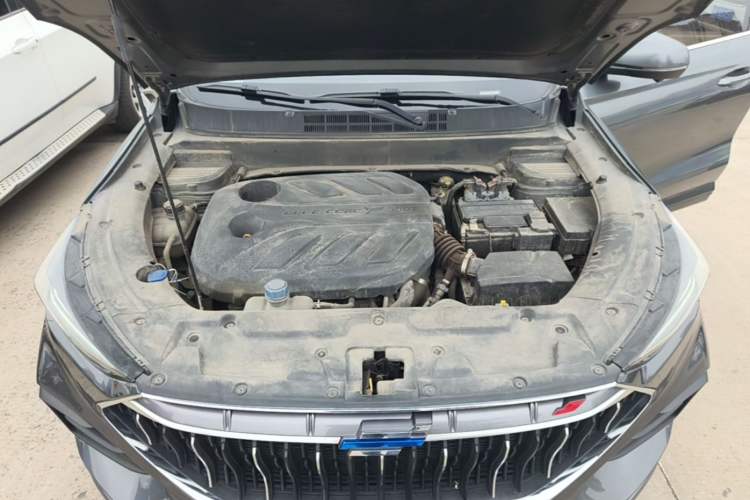 Used CHANGAN OSHAN X5 2021 1.5T DCT Flagship Edition Engine Bay