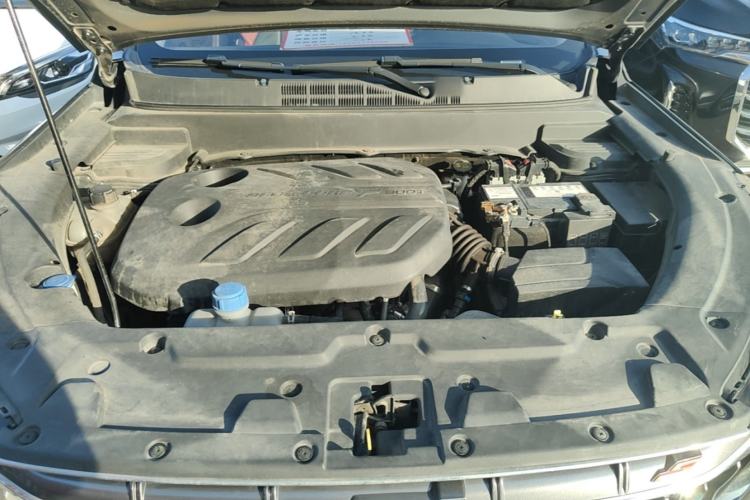 Used CHANGAN OSHAN X5 2021 1.5T DCT Flagship Edition Engine Bay