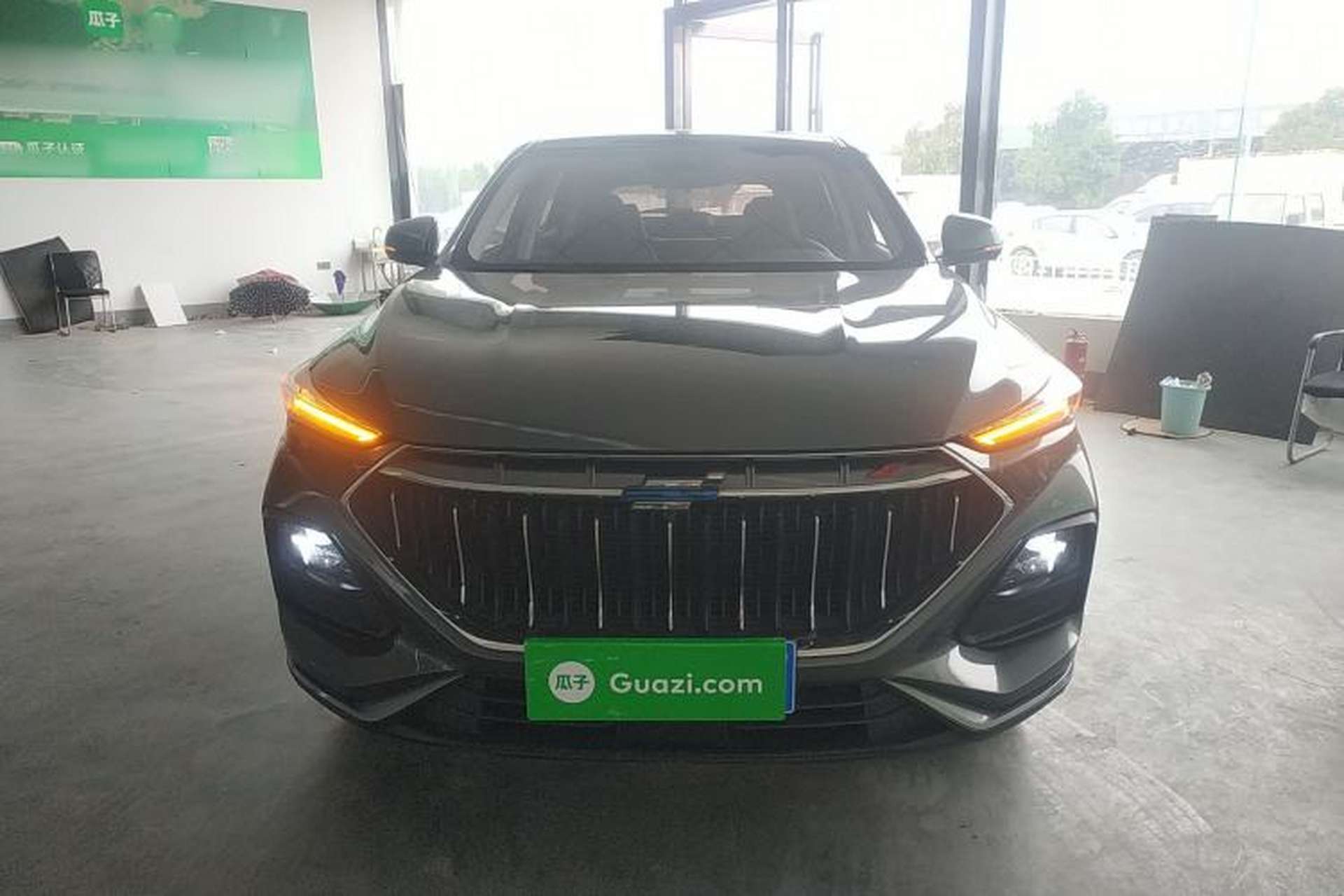 Used CHANGAN OSHAN X5 2021 1.5T DCT Prestige Edition Exterior 1