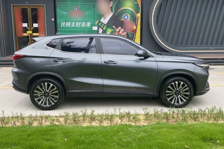 Used CHANGAN OSHAN X5 2021 1.5T DCT Prestige Edition Exterior 1