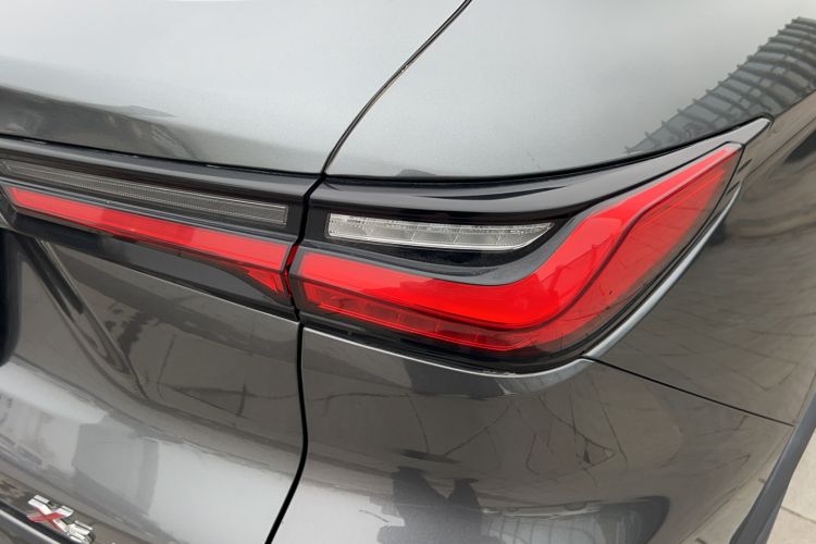 Used CHANGAN OSHAN X5 2021 Revised Version 1.5T DCT Luxury Edition Exterior 1