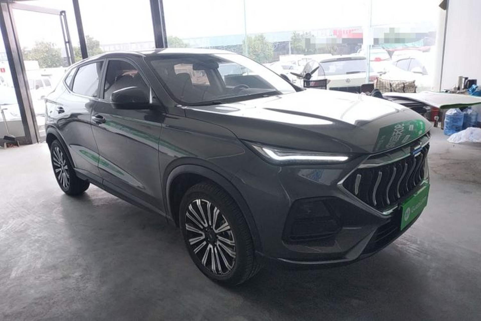 Used CHANGAN OSHAN X5 2021 1.5T DCT Prestige Edition Exterior 2