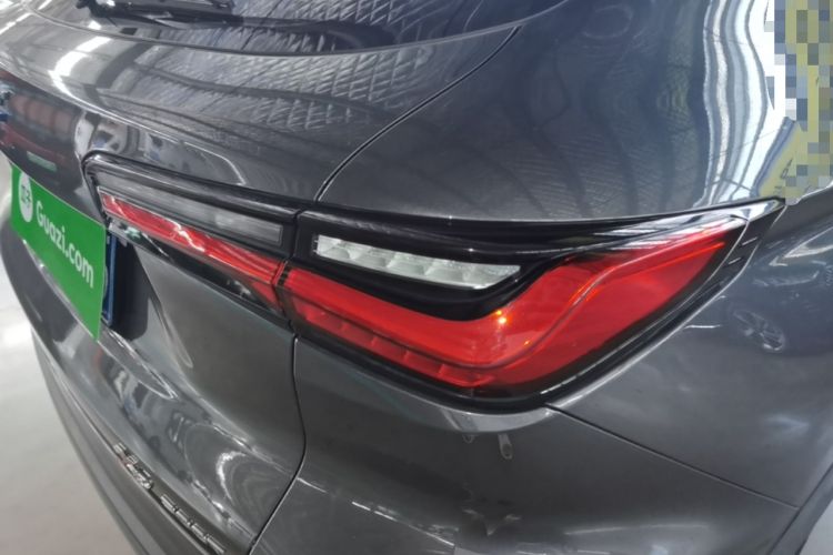 Used CHANGAN OSHAN X5 2021 1.5T DCT Prestige Edition Exterior 2