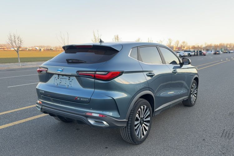 Used CHANGAN OSHAN X5 2021 1.5T DCT Prestige Edition Exterior 3