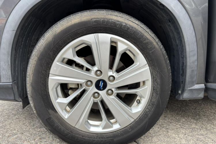 Used CHANGAN OSHAN X5 2021 1.6L CVT Luxury Version Exterior 3
