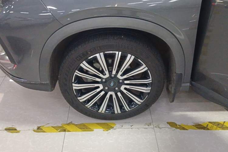 Used CHANGAN OSHAN X5 2021 1.5T DCT Prestige Edition Exterior 4