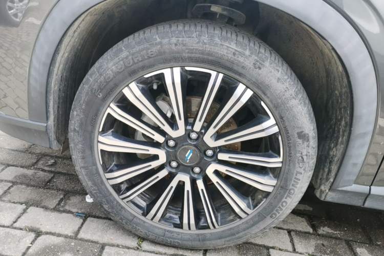 Used CHANGAN OSHAN X5 2021 1.5T DCT Prestige Edition Exterior 4