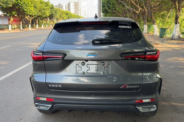 Used CHANGAN OSHAN X5 2021 Revised Version 1.5T DCT Luxury Edition Exterior 4