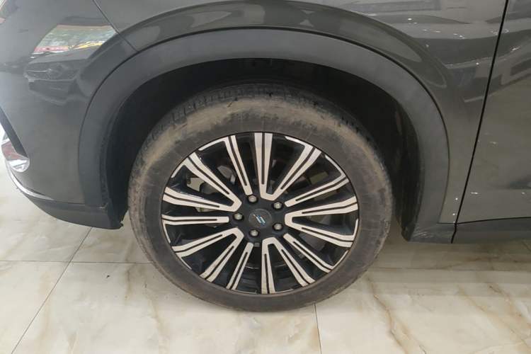 Used CHANGAN OSHAN X5 2021 1.5T DCT Prestige Edition Exterior 4