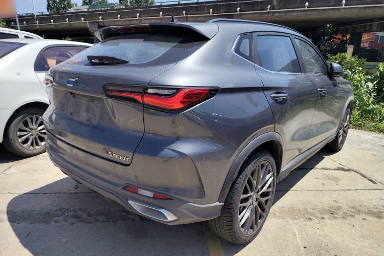 Used CHANGAN OSHAN X5 2021 1.5T DCT Flagship Edition Exterior 4