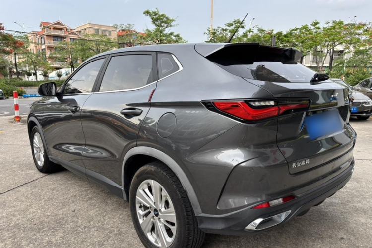 Used CHANGAN OSHAN X5 2021 1.6L CVT Luxury Version Exterior 5