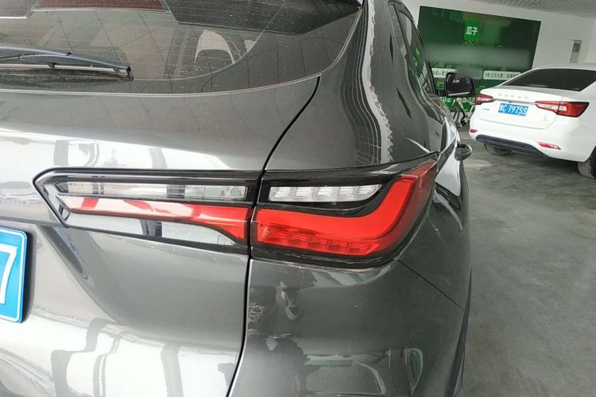 Used CHANGAN OSHAN X5 2021 1.5T DCT Prestige Edition Exterior 6