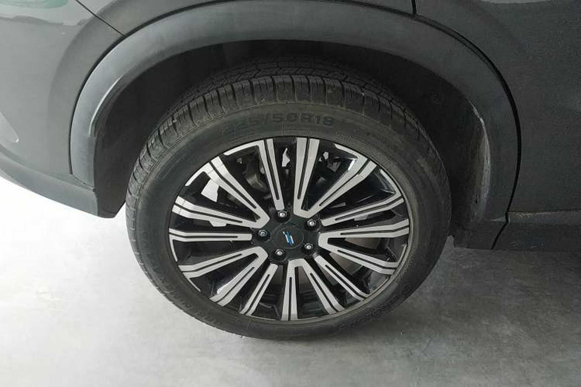 Used CHANGAN OSHAN X5 2021 1.5T DCT Prestige Edition Exterior 8