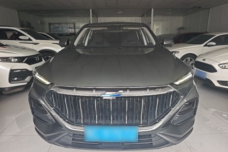Used CHANGAN OSHAN X5 2021 1.6L CVT Flagship Model Front