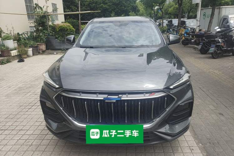 Used CHANGAN OSHAN X5 2021 1.5T DCT Prestige Edition Front