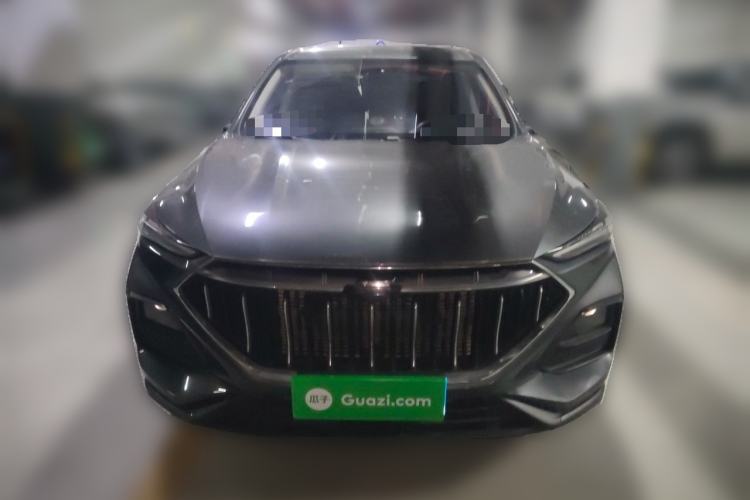 Used CHANGAN OSHAN X5 2021 1.6L CVT Luxury Model Front