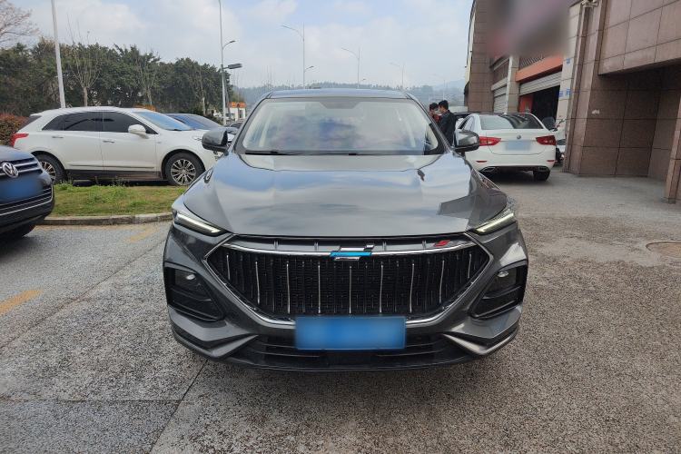 Used CHANGAN OSHAN X5 2021 1.5T DCT Prestige Edition Front