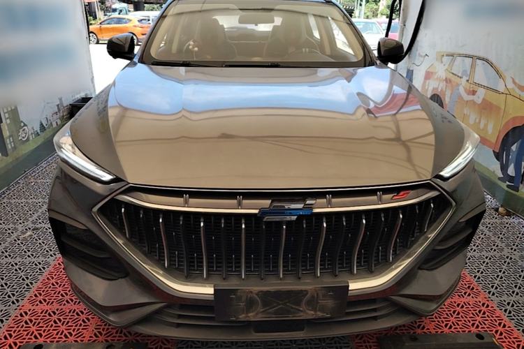 Used CHANGAN OSHAN X5 2021 1.5T DCT Flagship Edition Front