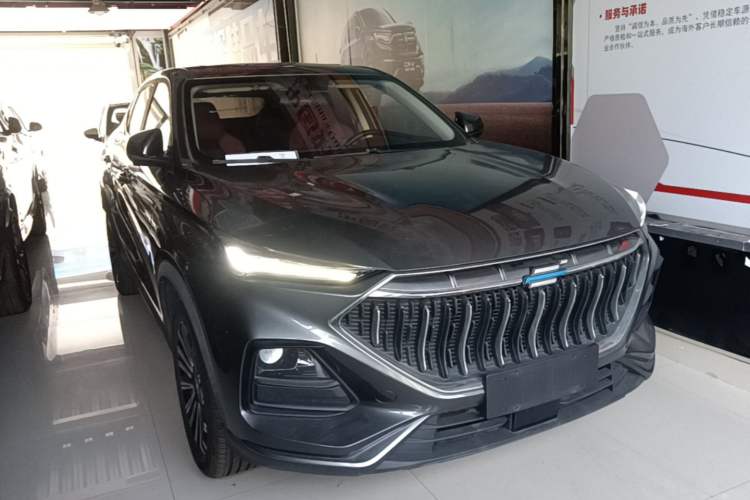Used CHANGAN OSHAN X5 2021 1.5T DCT Prestige Edition Front Right 45 Deg