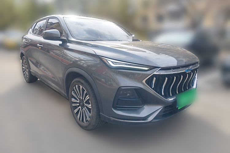 Used CHANGAN OSHAN X5 2021 1.6L CVT Comfort Model Front Right 45 Deg