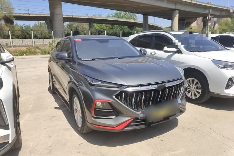 Used CHANGAN OSHAN X5 2021 1.6L CVT Luxury Model Front Right 45 Deg