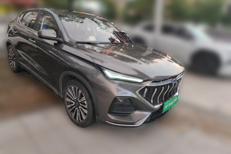 Used CHANGAN OSHAN X5 2021 1.6L CVT Comfort Model Front Right 45 Deg