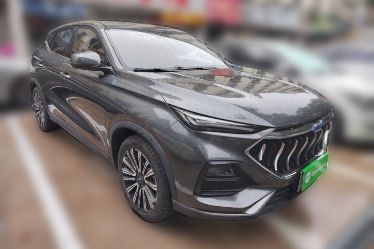 Used CHANGAN OSHAN X5 2021 1.6L CVT Luxury Model Front Right 45 Deg
