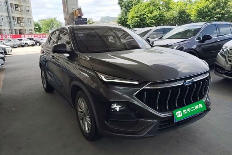 Used CHANGAN OSHAN X5 2021 1.6L CVT Luxury Model Front Right 45 Deg