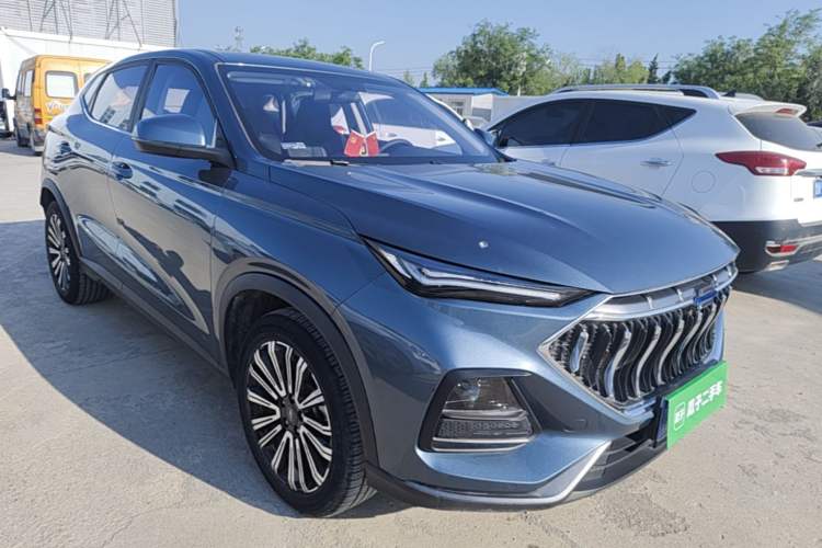 Used CHANGAN OSHAN X5 2021 1.6L CVT Luxury Model Front Right 45 Deg
