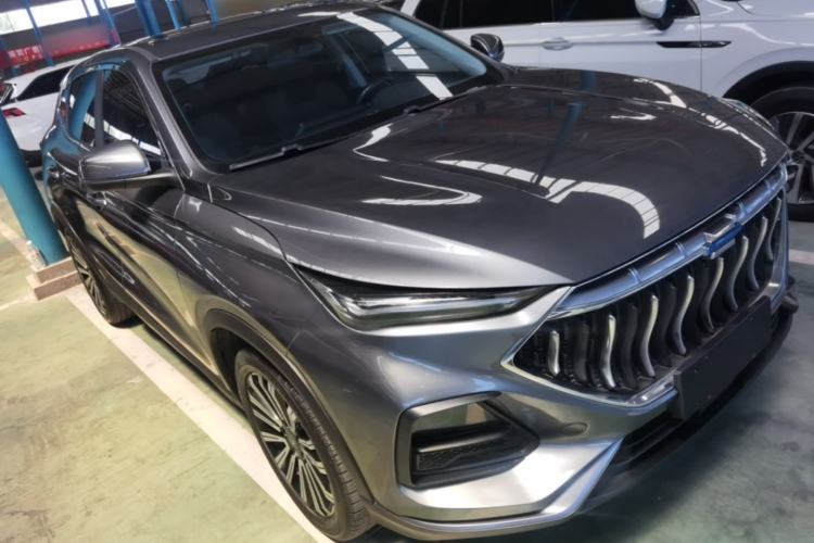 Used CHANGAN OSHAN X5 2021 1.6L CVT Luxury Model Front Right 45 Deg