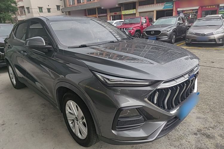 Used CHANGAN OSHAN X5 2021 1.6L CVT Luxury Version Front Right 45 Deg