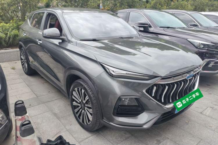 Used CHANGAN OSHAN X5 2021 1.5T DCT Prestige Edition Front Right 45 Deg