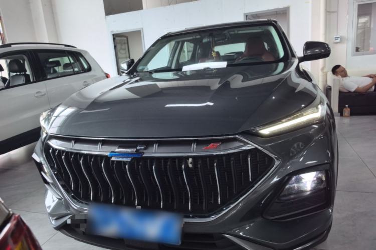 Used CHANGAN OSHAN X5 2021 1.5T DCT Prestige Edition Front