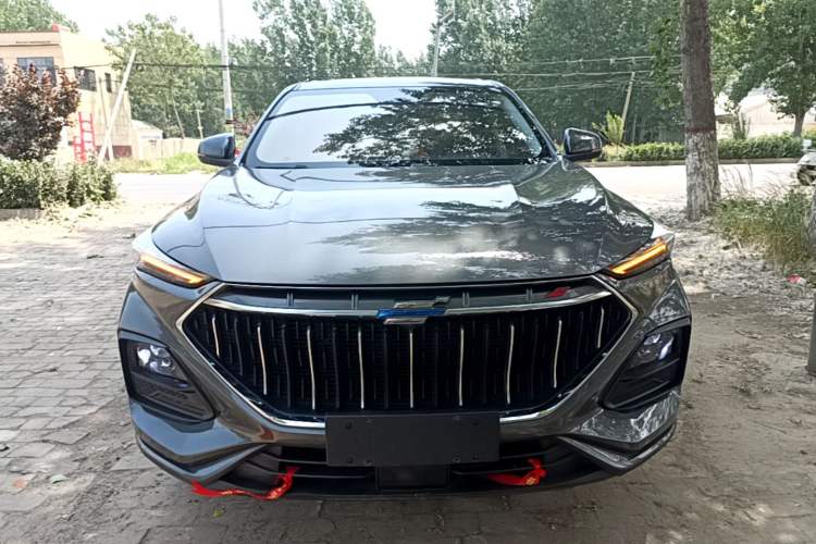 Used CHANGAN OSHAN X5 2021 Revised Version 1.5T DCT Luxury Edition Front