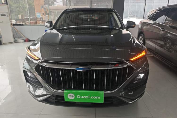 Used CHANGAN OSHAN X5 2021 1.5T DCT Prestige Edition Front