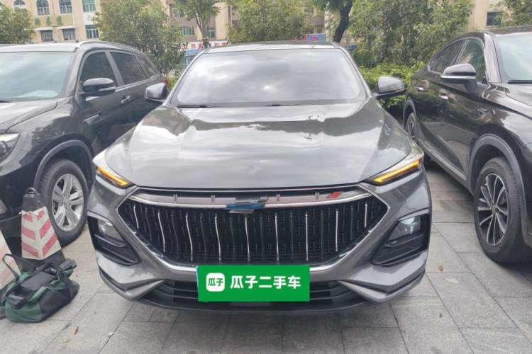 Used CHANGAN OSHAN X5 2021 1.5T DCT Prestige Edition Front
