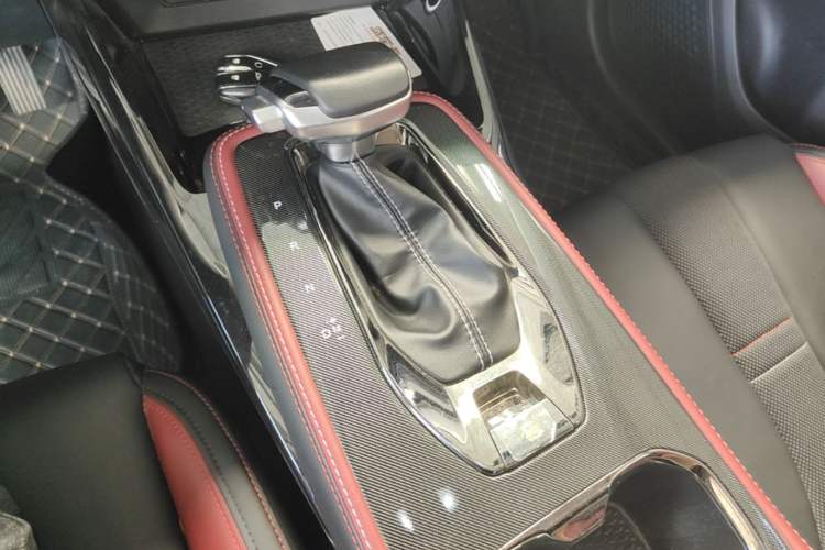 Used CHANGAN OSHAN X5 2021 1.5T DCT Flagship Edition Gear Lever