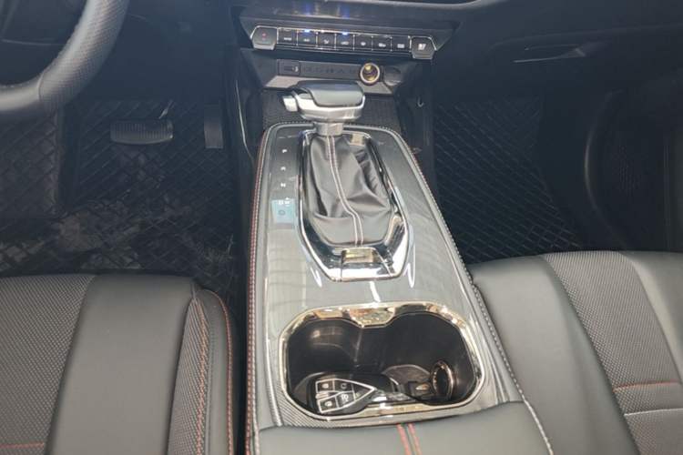 Used CHANGAN OSHAN X5 2021 1.5T DCT Flagship Edition Gear Lever