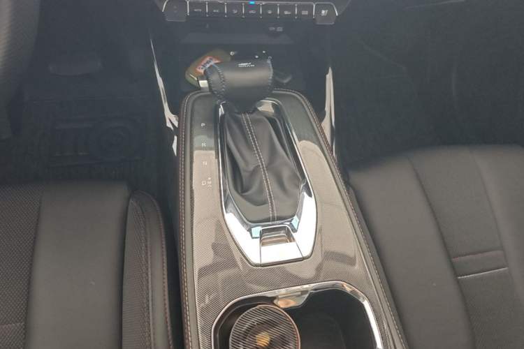 Used CHANGAN OSHAN X5 2021 1.6L CVT Flagship Model Gear Lever