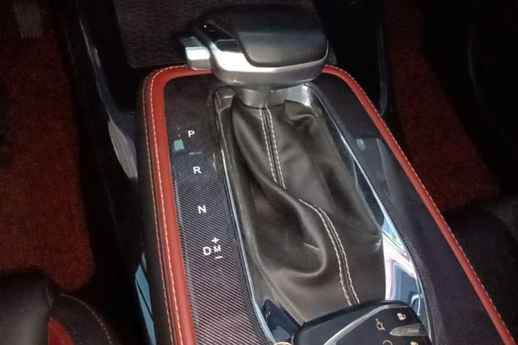 Used CHANGAN OSHAN X5 2021 1.5T DCT Prestige Edition Gear Lever