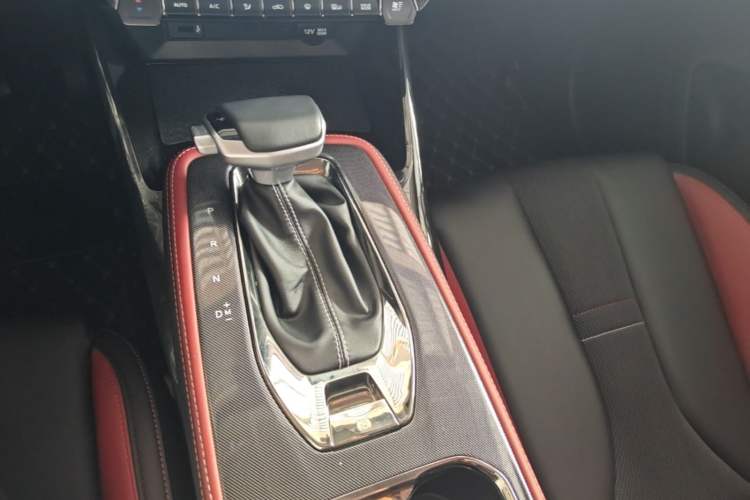 Used CHANGAN OSHAN X5 2021 1.5T DCT Flagship Edition Gear Lever