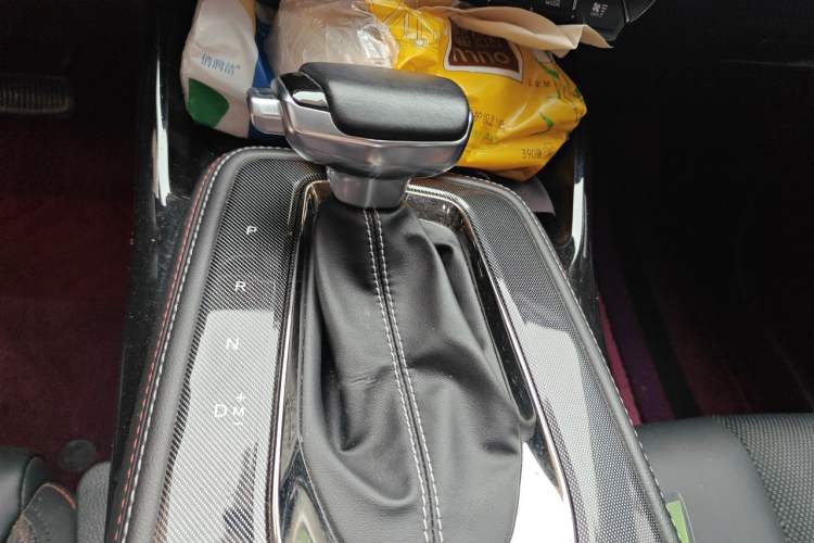 Used CHANGAN OSHAN X5 2021 1.5T DCT Flagship Edition Gear Lever