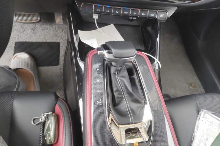 Used CHANGAN OSHAN X5 2021 1.5T DCT Flagship Edition Gear Lever