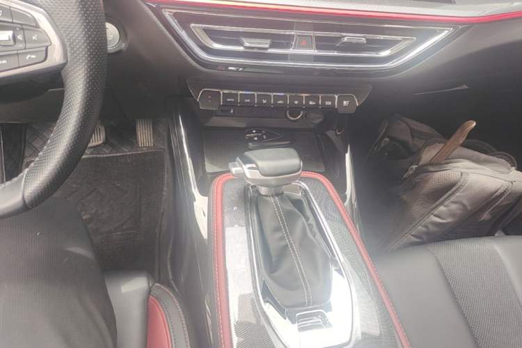 Used CHANGAN OSHAN X5 2021 1.5T DCT Prestige Edition Gear Lever