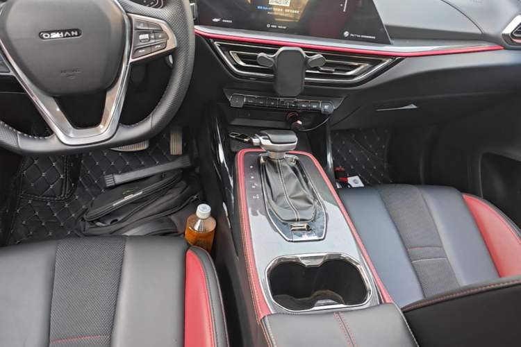 Used CHANGAN OSHAN X5 2021 1.5T DCT Prestige Edition Gear Lever