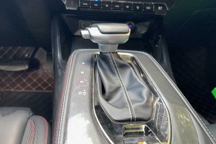 Used CHANGAN OSHAN X5 2021 Revised Version 1.5T DCT Luxury Edition Gear Lever