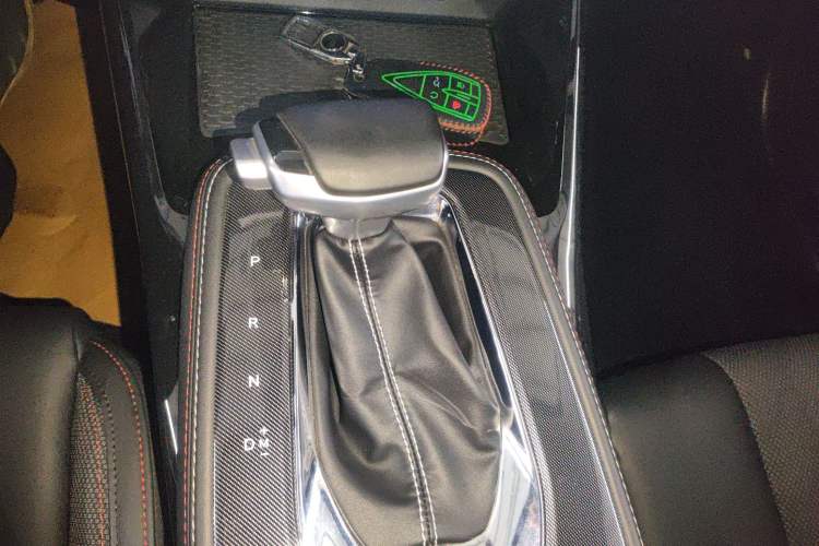 Used CHANGAN OSHAN X5 2021 1.6L CVT Luxury Model Gear Lever