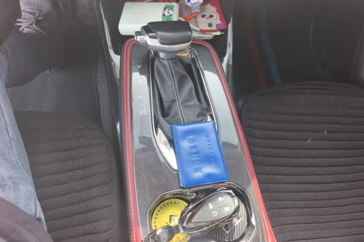 Used CHANGAN OSHAN X5 2021 1.5T DCT Prestige Edition Gear Lever