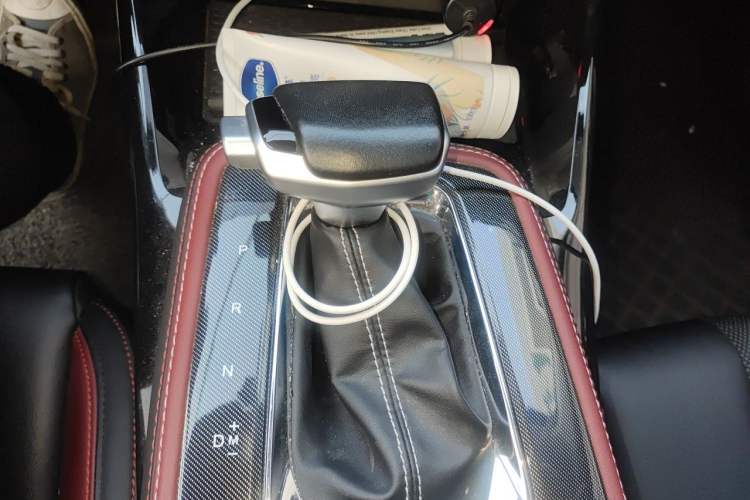 Used CHANGAN OSHAN X5 2021 1.5T DCT Prestige Edition Gear Lever